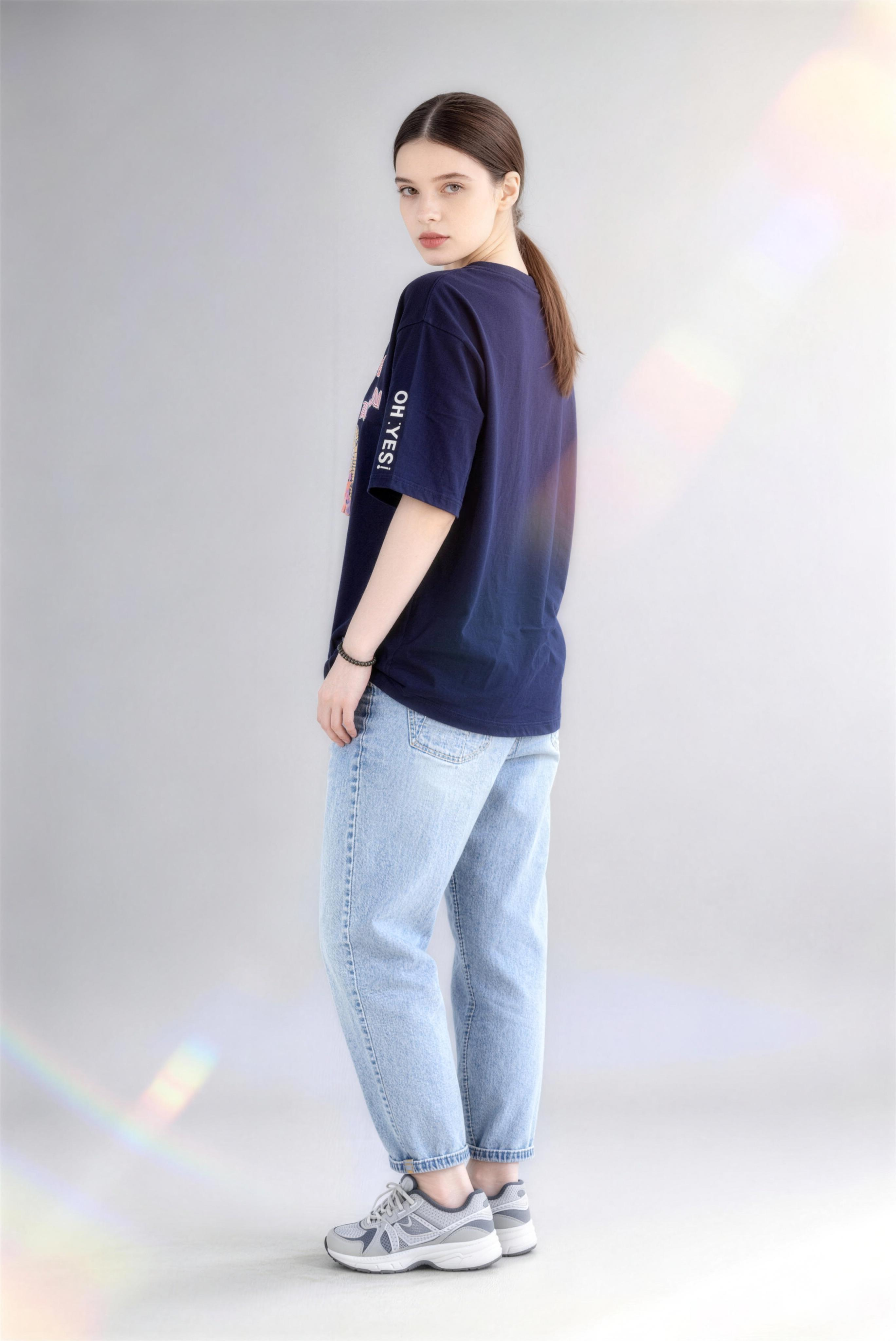 Model wearing blue new chinese style v-neck printed tassel short-sleeve t-shirt