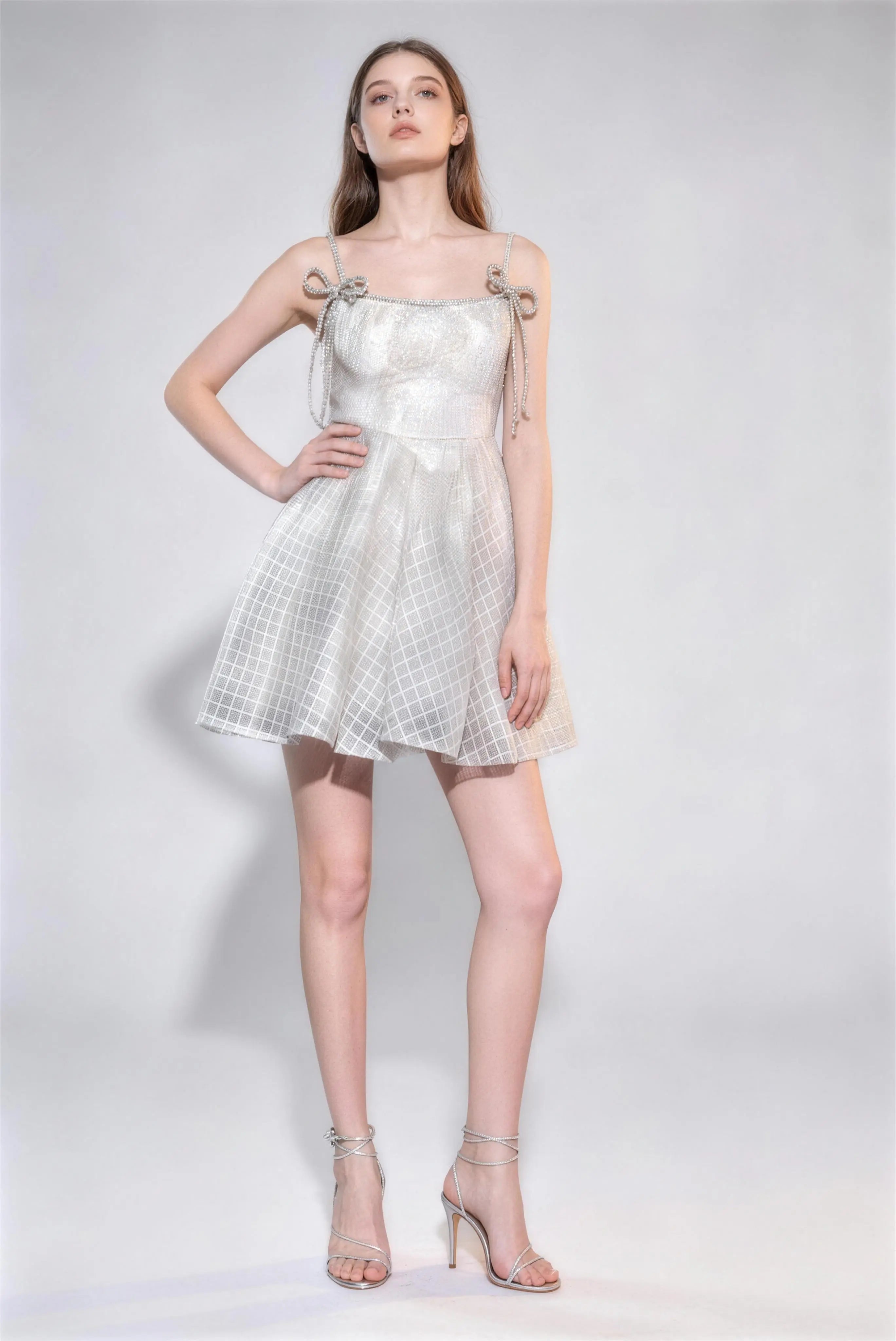 Phoehua Glamorous Silver Sparkly Party Dress, Standing Pose Rhinestone Bow Spaghetti Strap High Waist A-Line Mini Formal Homecoming Gown