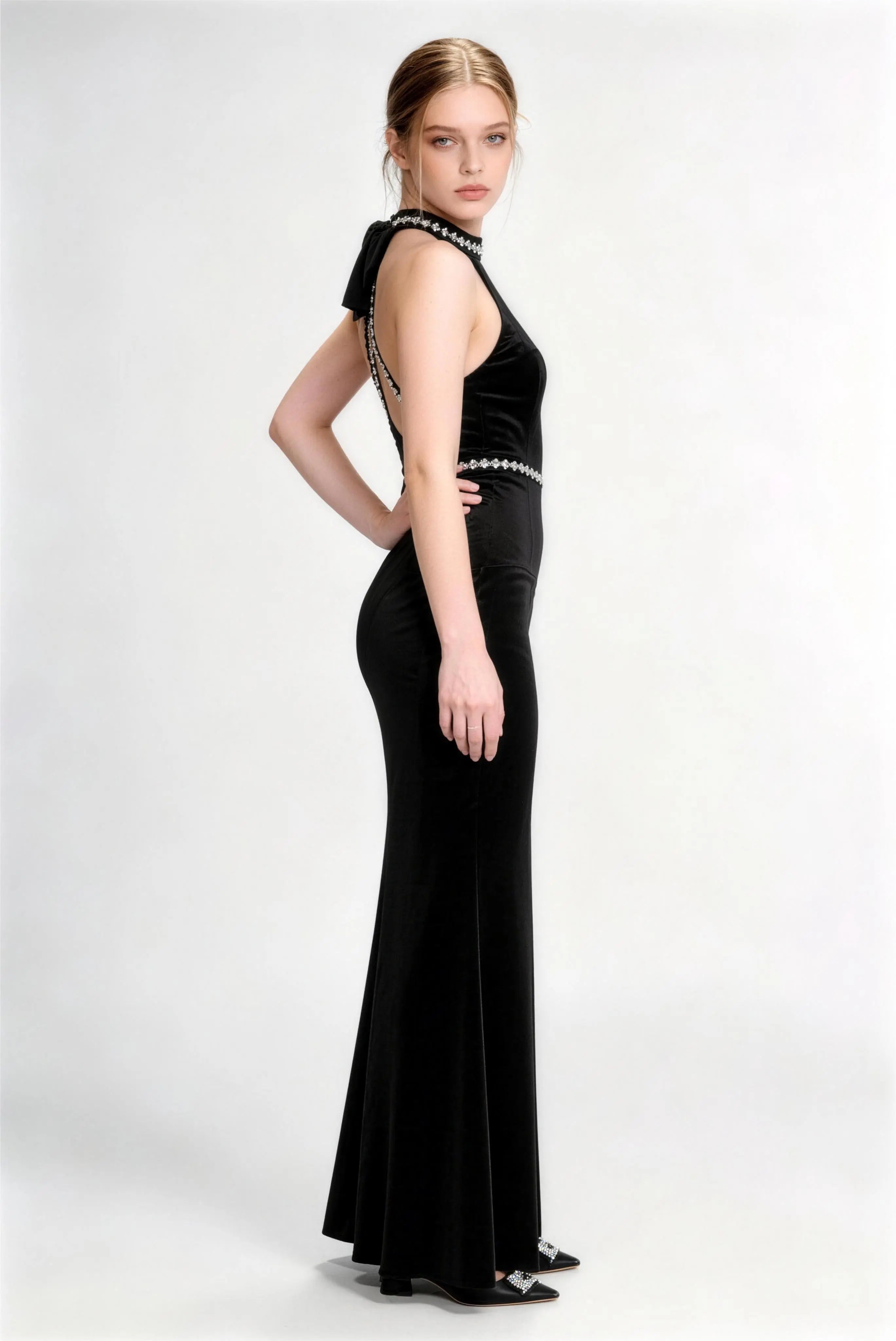 Phoehua Back Side View of Black Rhinestone Halter Evening Gown, Matte Velvet Bow‑Decorated Open‑Back Mermaid Formal Party Dress