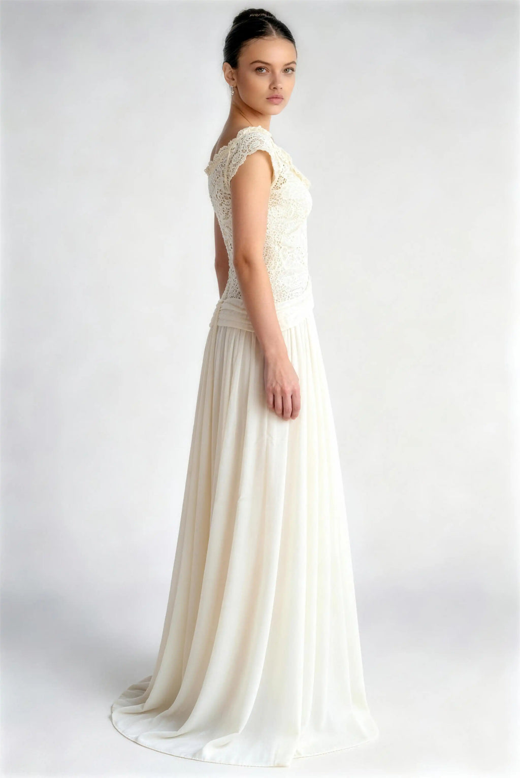 Phoehua Side View of Apricot Ivory Off‑Shoulder Lace Chiffon Wedding Dress, Petal‑Sleeve Open‑Back A‑Line Elegant Bridal Evening Gown