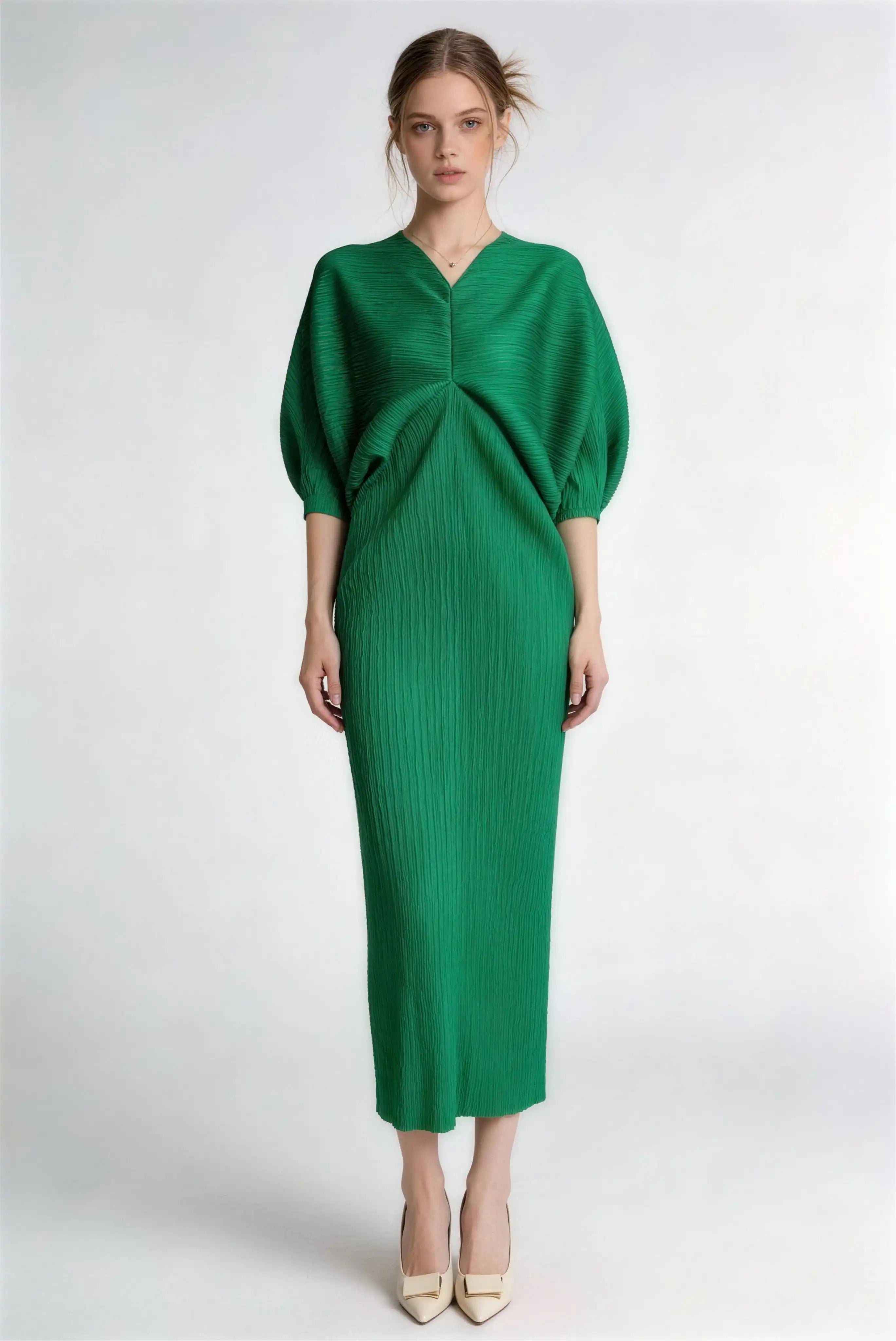 Phoehua Emerald Green V‑Neck Batwing Pleated Midi Dress, Front View High‑Waist Draped‑Back Modern Luxury Stretch‑Polyester Banquet Party Dress