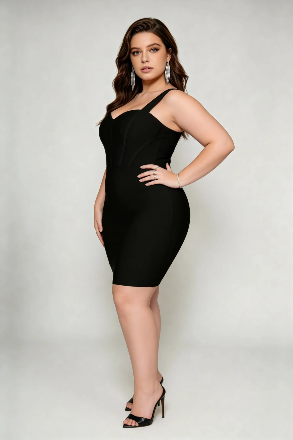 Plus Size Black Sweetheart Neckline Bandage Mini Dress