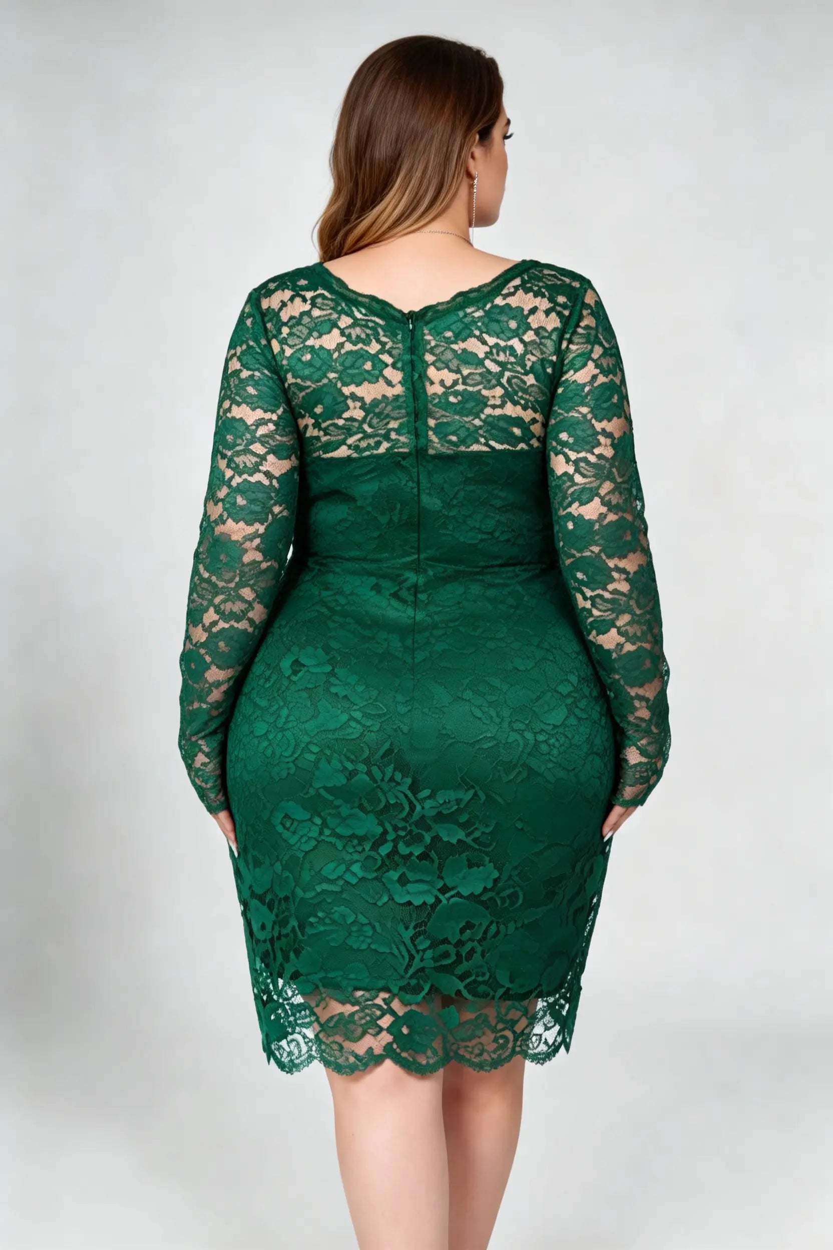 Plus Size Emerald Green Lace Round Neck Long Sleeve Bodycon Midi Dress