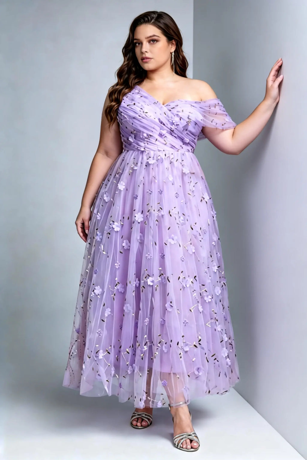 Curvy model wearing plus size purple lavender one-shoulder tulle formal dress – elegant 3d floral embroidery evening gown