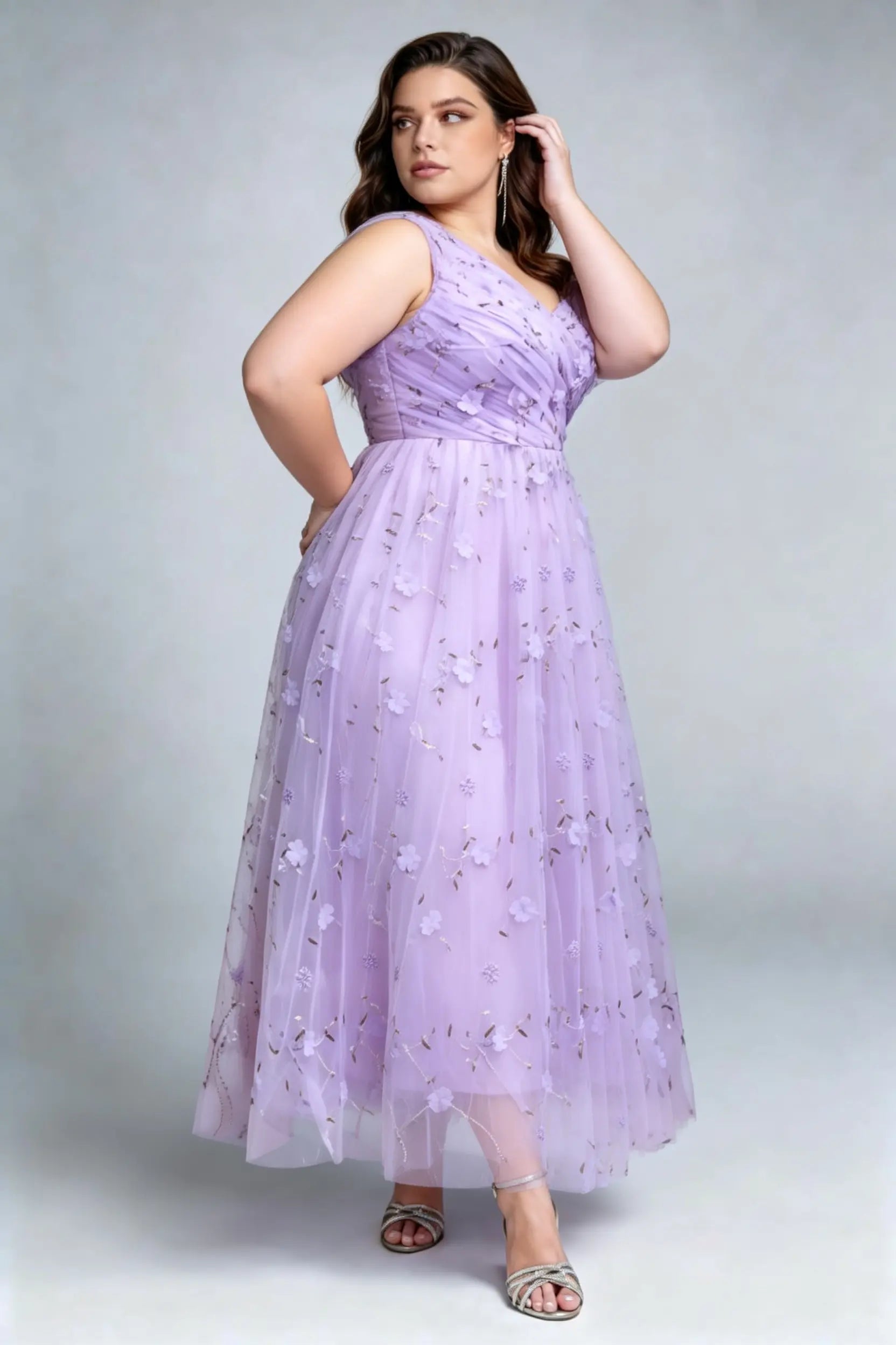 Curvy model wearing plus size purple lavender one-shoulder tulle formal dress – elegant 3d floral embroidery evening gown