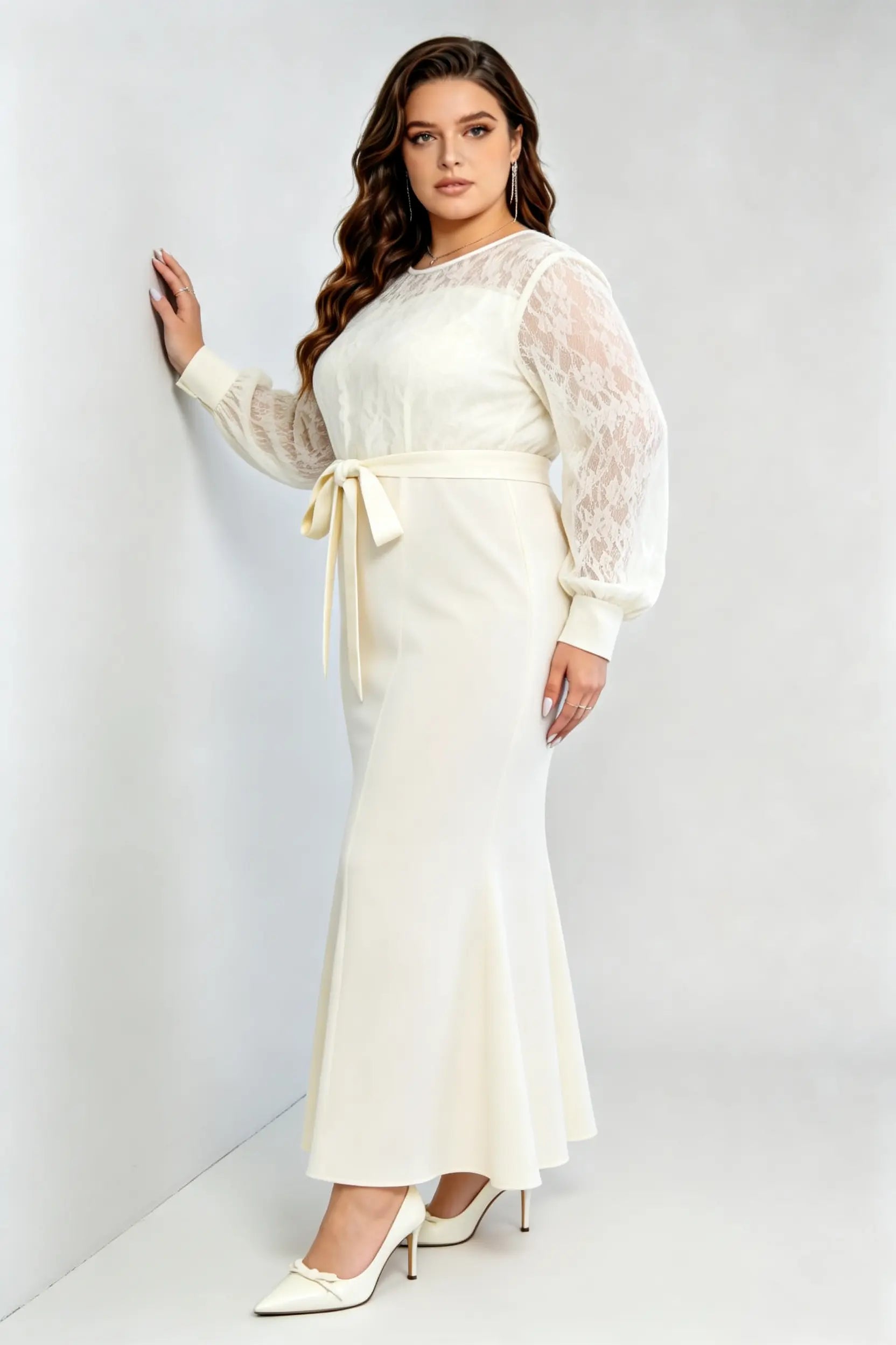 Plus Size Cream Lace Mermaid Maxi Dress, Round Neck Long Sleeve Self-Tie Belted Formal Evening Dress