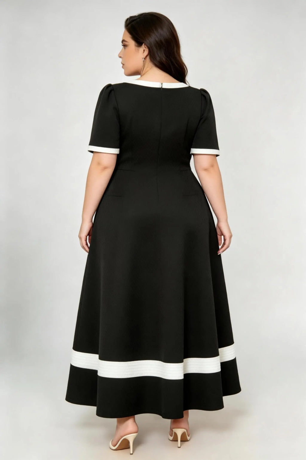 Plus Size Black and White Bow Detail A-Line Maxi Dress with Square Neck
