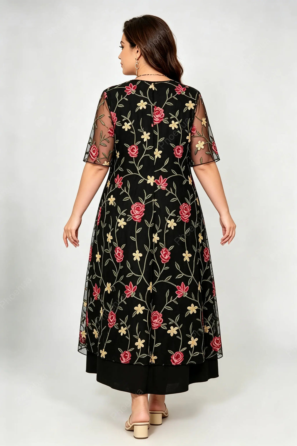 Plus Size Round Neck Sheer Mesh Floral Embroidery Short Sleeve Two Layer Loose Maxi Dress