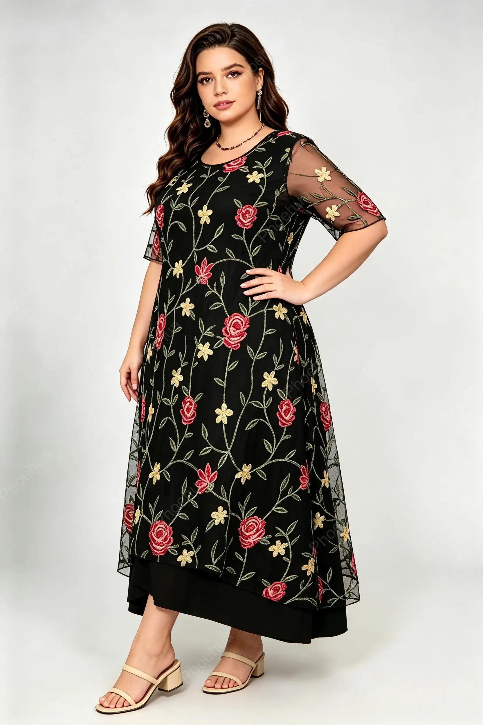 Plus Size Round Neck Sheer Mesh Floral Embroidery Short Sleeve Two Layer Loose Maxi Dress
