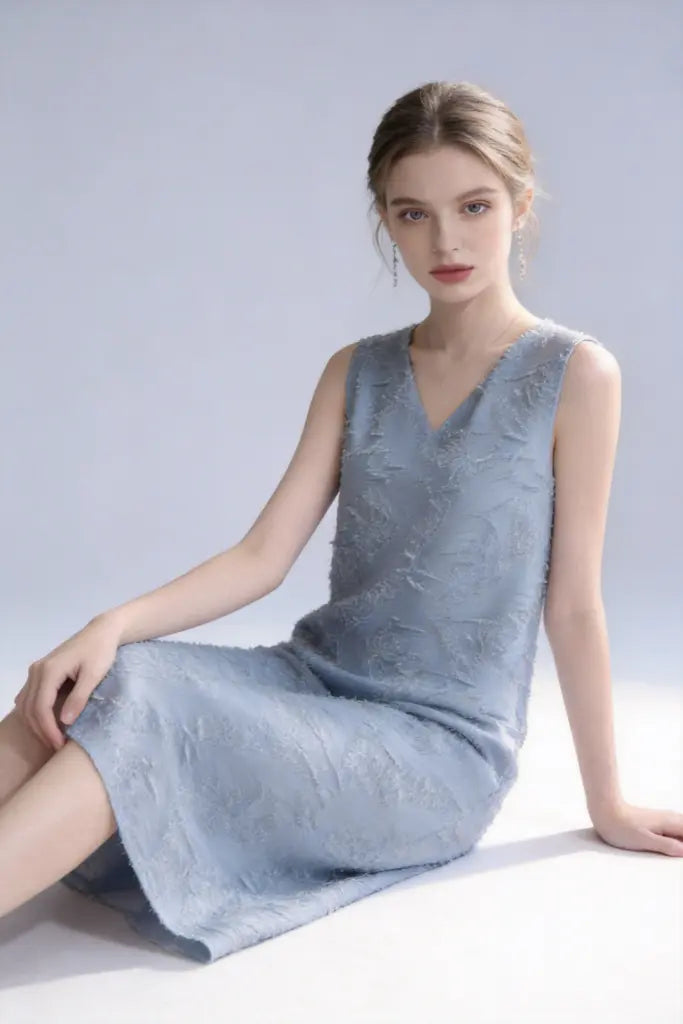 Textured V-Neck Sleeveless Midi Dress - Elegant Minimalist Style