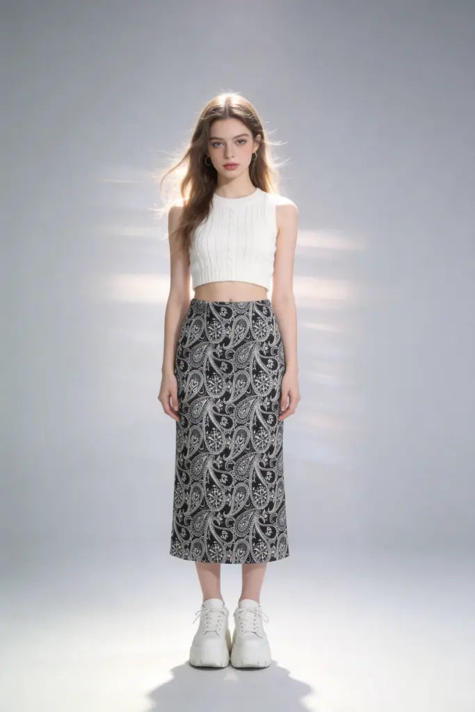 Paisley Print Midi Skirt with Back Slit - Elegant High-Waisted Office & Daily Wear