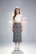 Paisley Print Midi Skirt with Back Slit - Elegant High-Waisted Office & Daily Wear