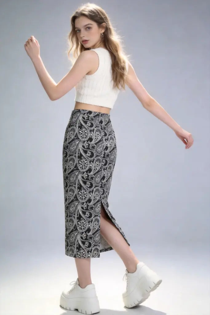 Paisley Print Midi Skirt with Back Slit - Elegant High-Waisted Office & Daily Wear